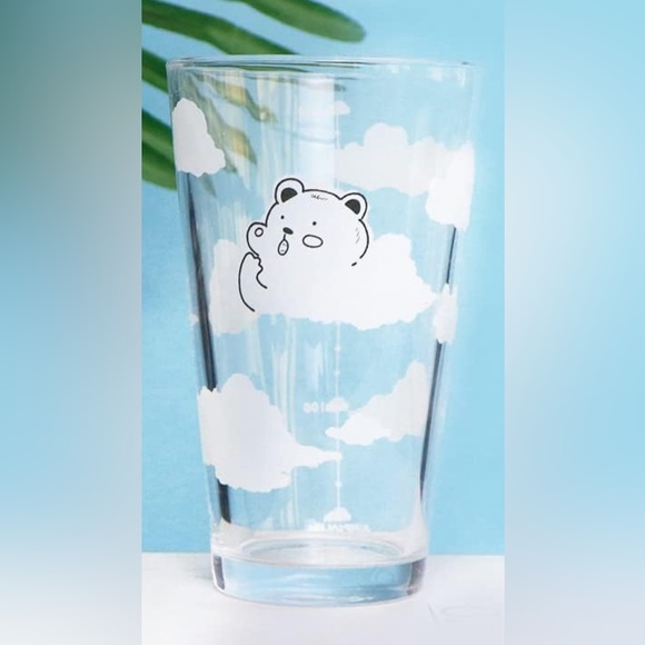 *NEW* Cloud and Bear Glass Cup with Lid & Straw - Picture 2 of 9
